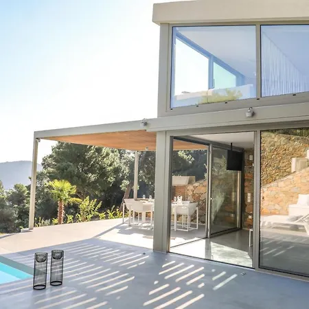 Thalasses Skiathos * Πούντα