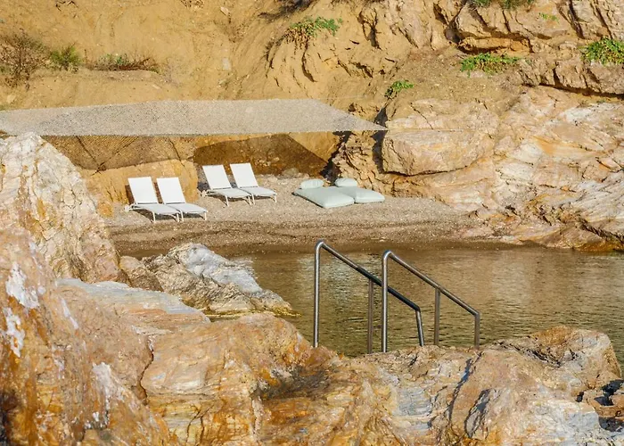 Thalasses Skiathos Villa