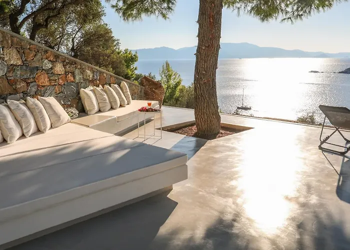 Thalasses Skiathos Villa